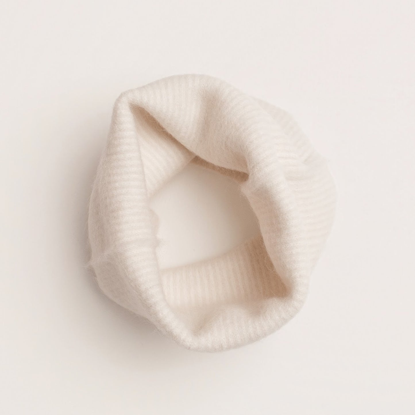 Alpaca Snood - White
